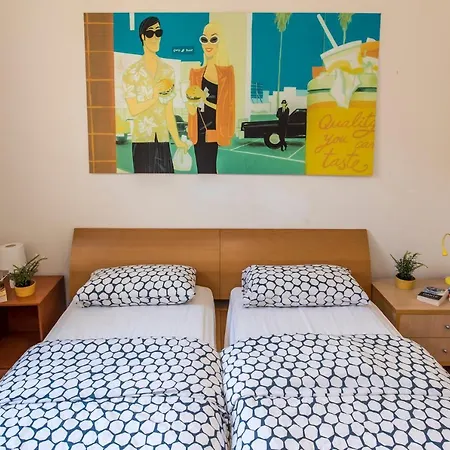 Ricasoli Apartment *